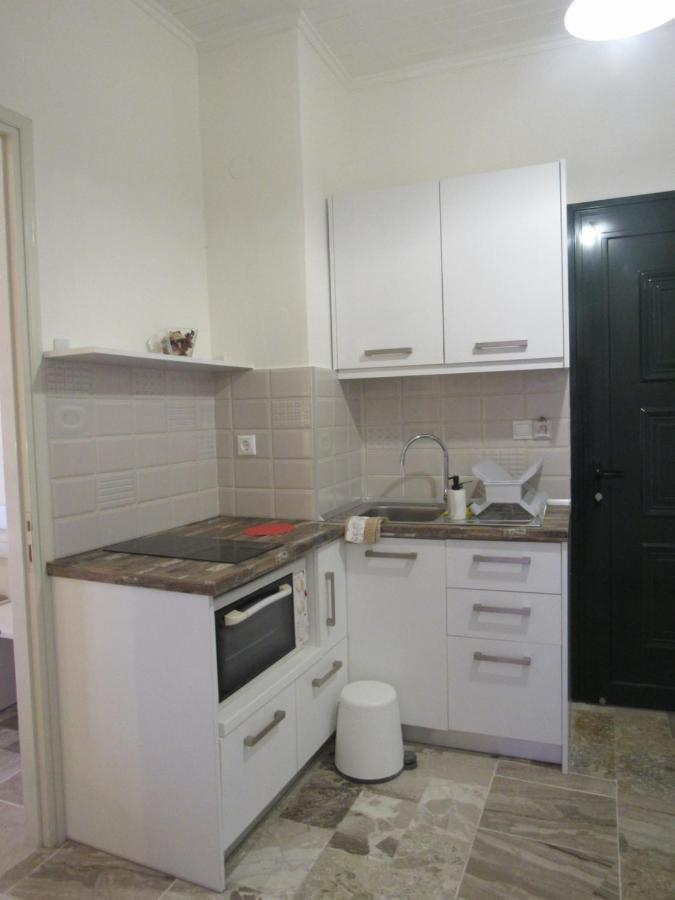 Biscoutsis Apartments & Studios Kavos Bagian luar foto