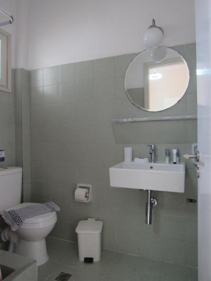 Biscoutsis Apartments & Studios Kavos Bagian luar foto