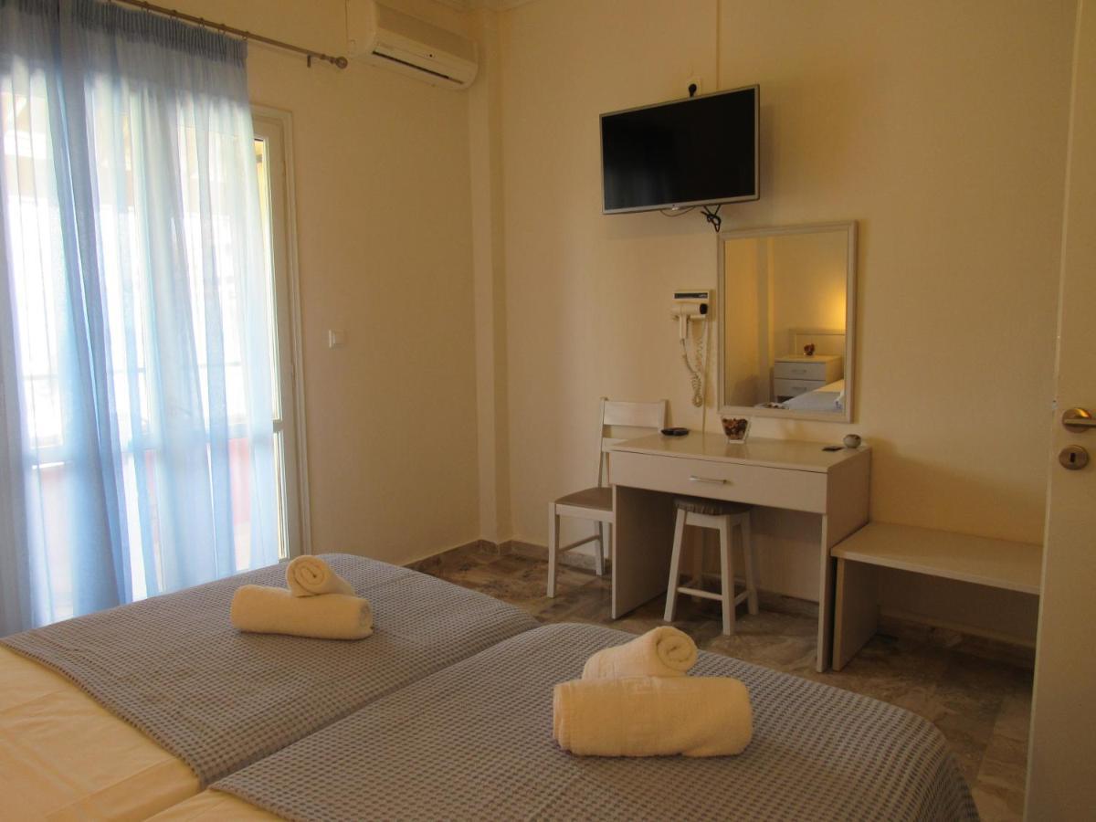 Biscoutsis Apartments & Studios Kavos Bagian luar foto