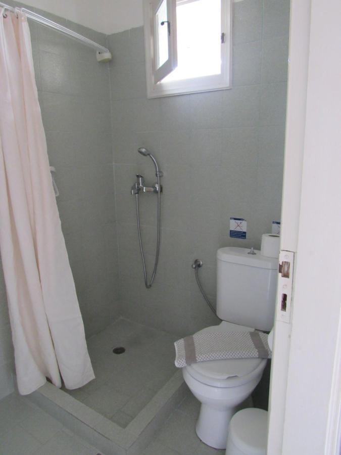 Biscoutsis Apartments & Studios Kavos Bagian luar foto