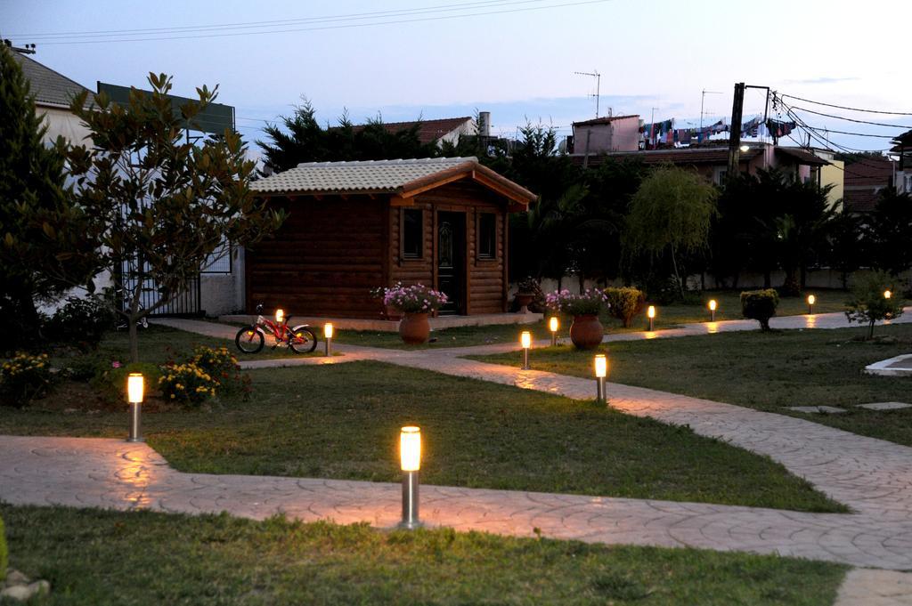 Biscoutsis Apartments & Studios Kavos Bagian luar foto